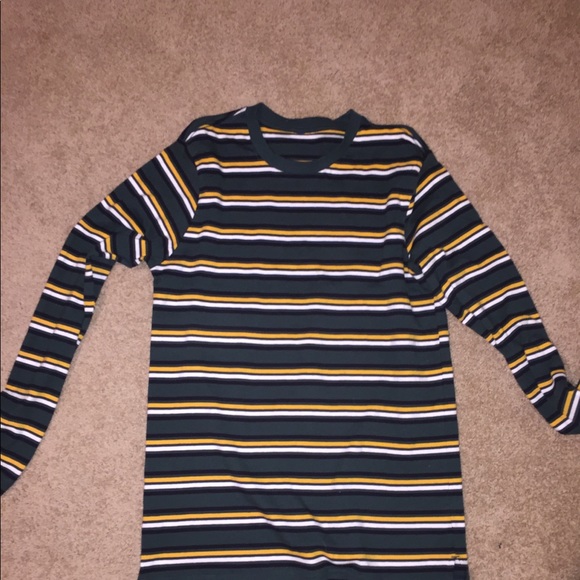 black and yellow striped sweatshirt